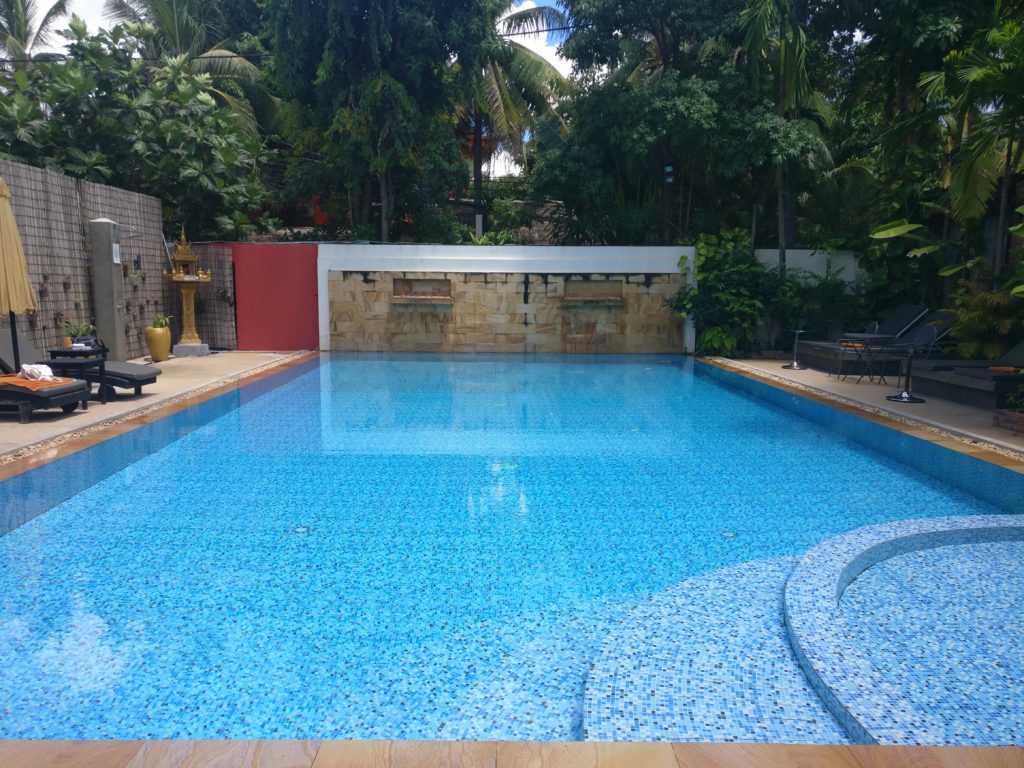 the swimming pool of rose royal boutique hotel