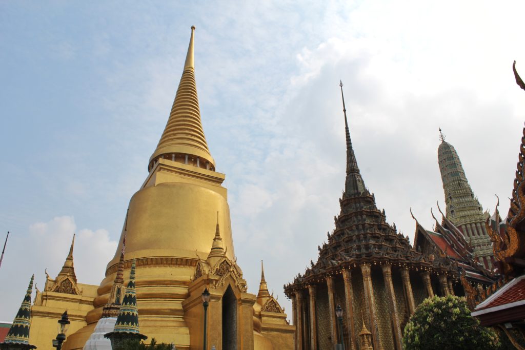 Phra Si Rattana Chedi and Mondop temple in bangkok