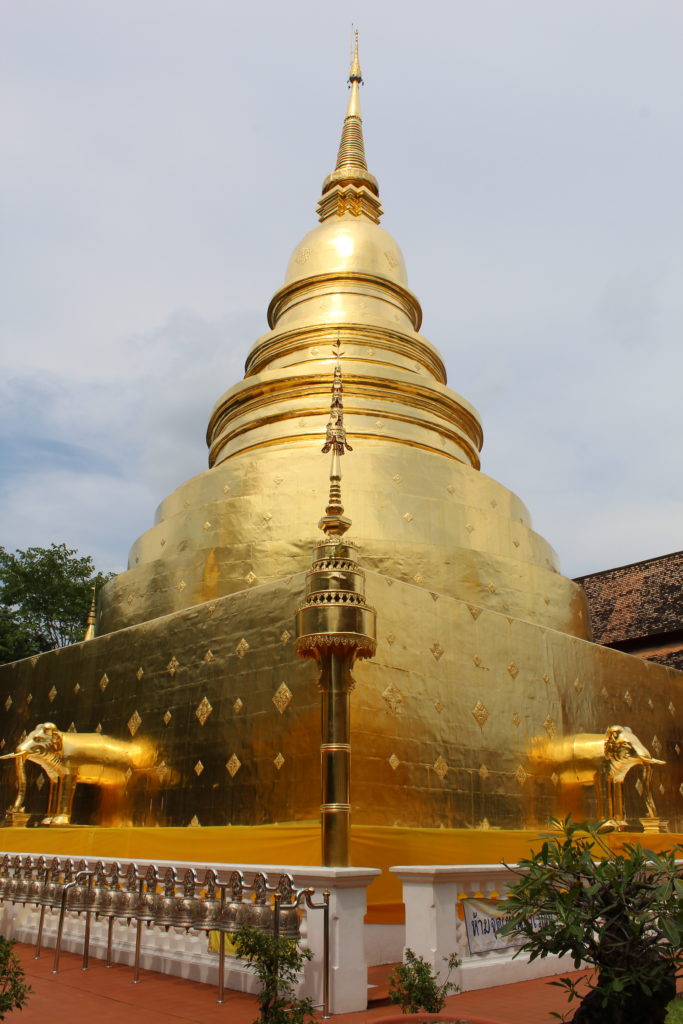 golden chedi Wat phra singh in chiang mai