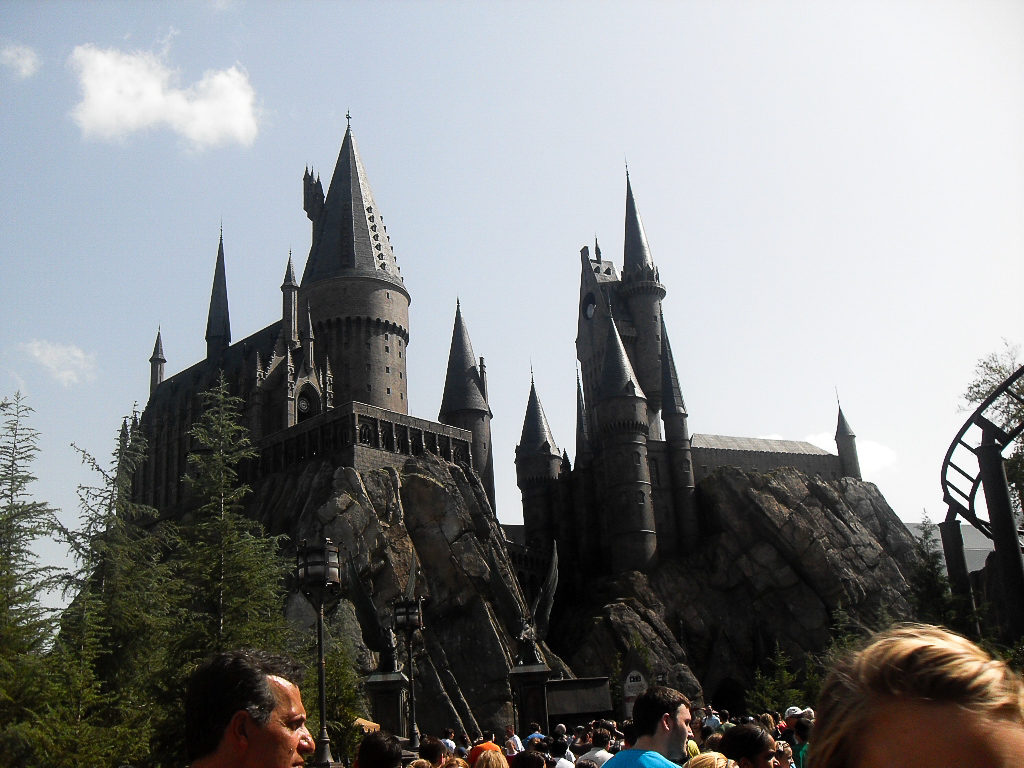 the wizarding world of harry potter, hogwarts in universal studios, orlando, Florida, USA
