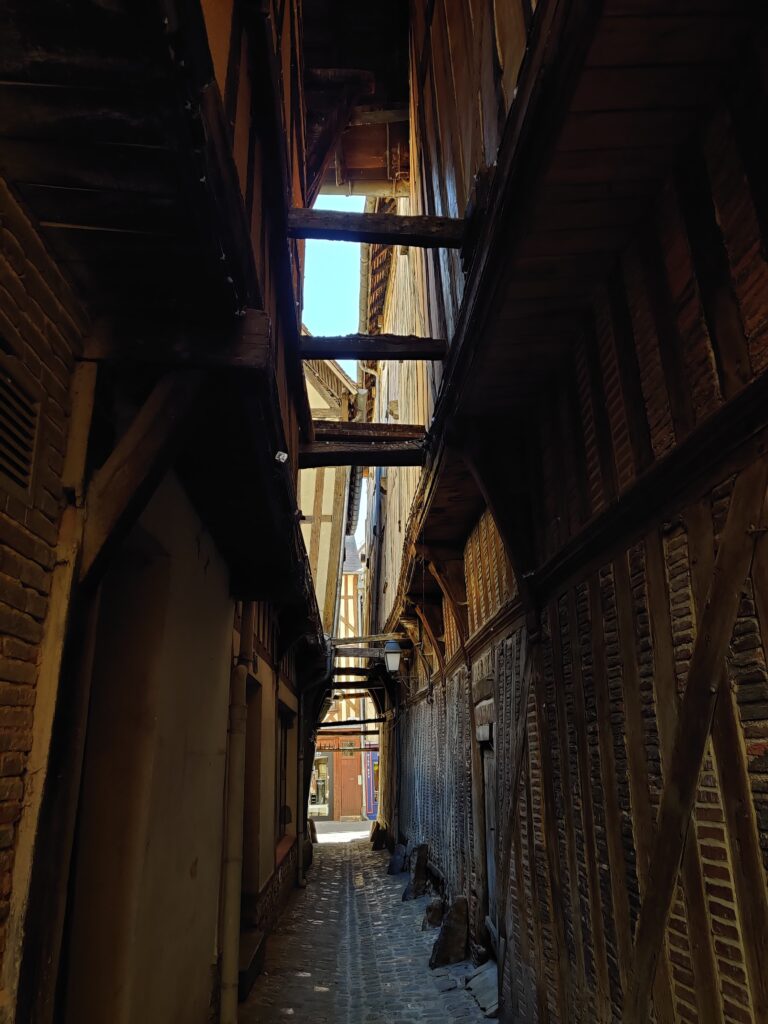 Ruelle des Chats in troyes, france