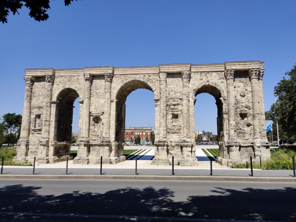 the arch porte de mars in Reims (champagne) France